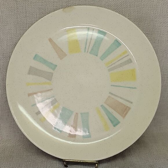 Vernon Kilns, ANYTIME Pattern, Hand Painted Vintage 10" Dinner Plates. - Picture 5 of 9